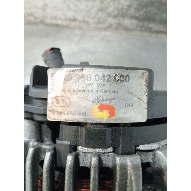 Recambio de alternador para mercedes-benz sprinter 4-t caja/chasis (b904) 411 cdi referencia OEM IAM 0986042030  