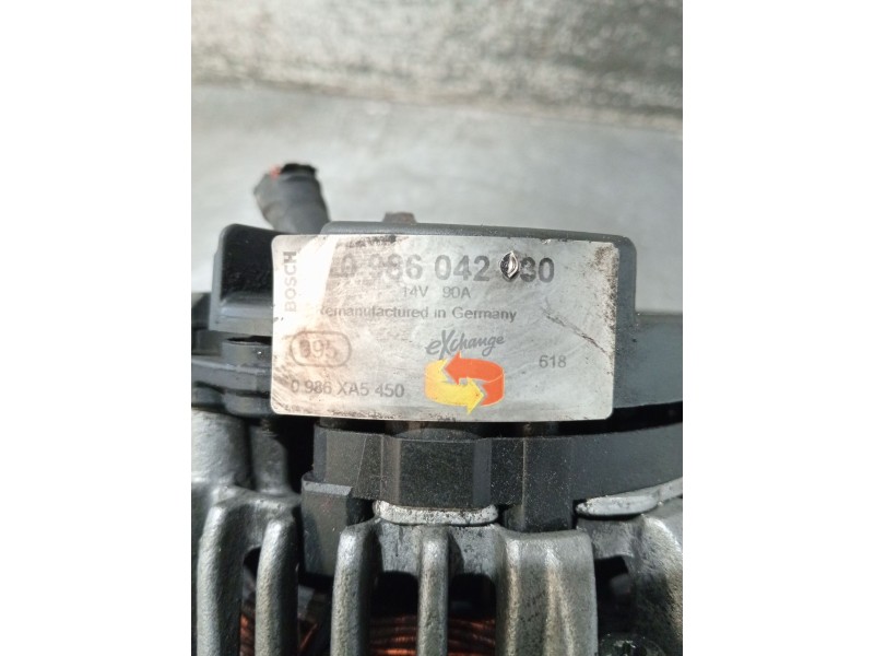 Recambio de alternador para mercedes-benz sprinter 4-t caja/chasis (b904) 411 cdi referencia OEM IAM 0986042030  
