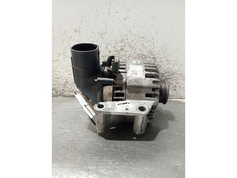 Recambio de alternador para ford mondeo iii (b5y) 2.0 tdci referencia OEM IAM P0204837 205653 LRB00497