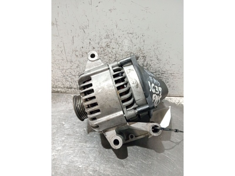 Recambio de alternador para ford mondeo iii (b5y) 2.0 tdci referencia OEM IAM P0204837 205653 LRB00497