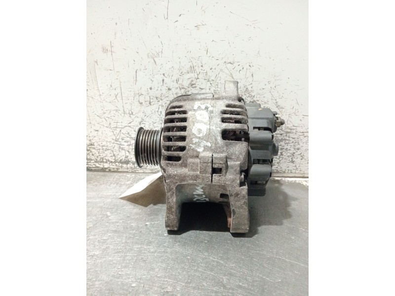 Recambio de alternador para renault grand scénic ii (jm0/1_) 1.9 dci (jm0g, jm12, jm1g, jm2c) referencia OEM IAM 8200290215 2542
