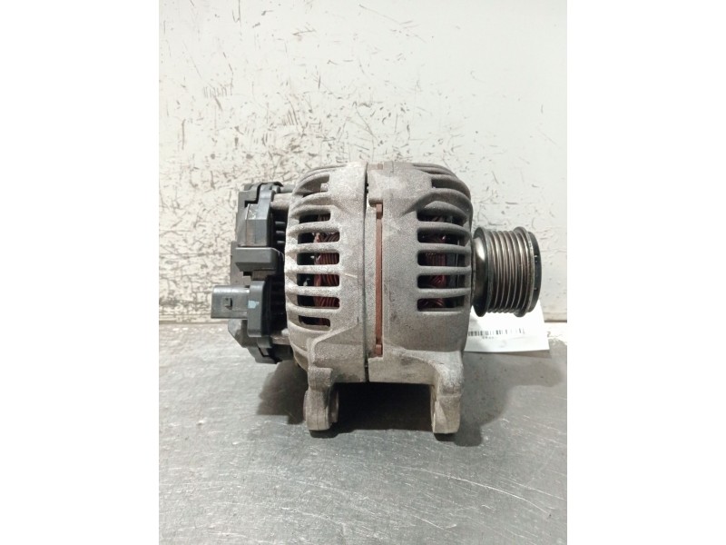 Recambio de alternador para jeep compass (mk49) 2.0 crd 4x4 referencia OEM IAM 05033757AB 0124525128 