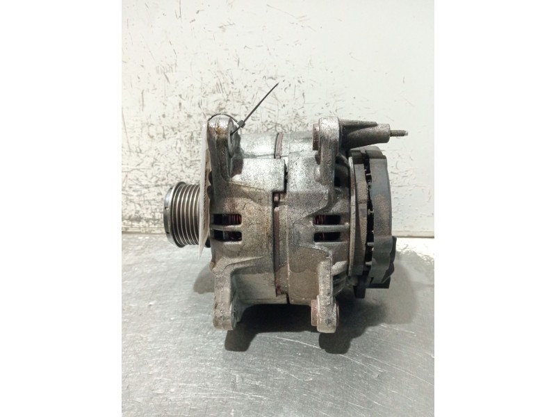 Recambio de alternador para jeep compass (mk49) 2.0 crd 4x4 referencia OEM IAM 05033757AB 0124525128 