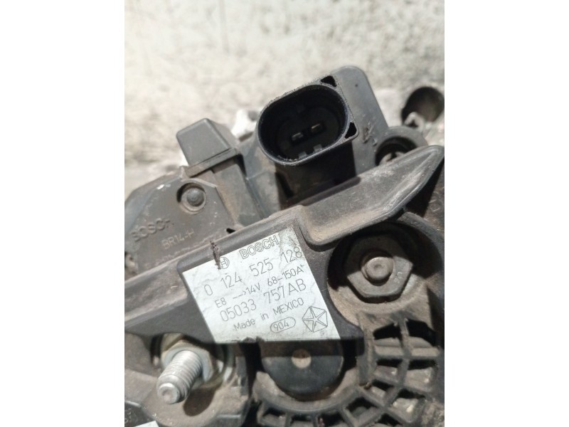 Recambio de alternador para jeep compass (mk49) 2.0 crd 4x4 referencia OEM IAM 05033757AB 0124525128 