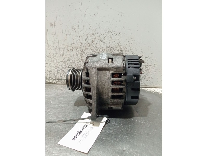 Recambio de alternador para renault megane i classic (la0/1_) 1.9 dci (la05, la1f) referencia OEM IAM 7700430182 2542270B 