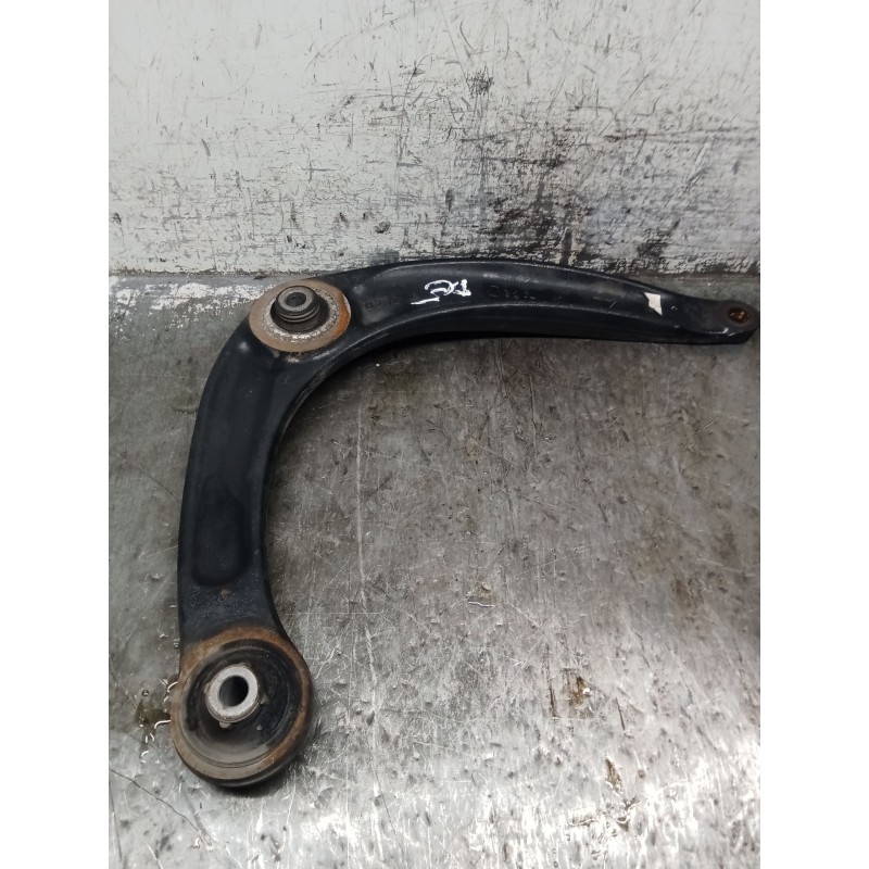 Recambio de brazo suspension inferior delantero derecho para citroën c4 ii (nc_) 1.6 hdi 90 referencia OEM IAM 823214  