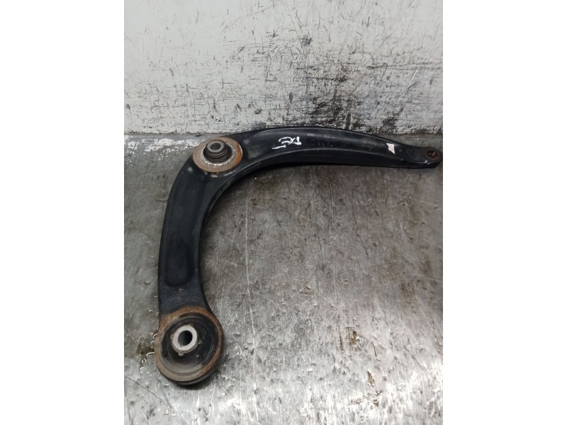Recambio de brazo suspension inferior delantero derecho para citroën c4 ii (nc_) 1.6 hdi 90 referencia OEM IAM 823214  