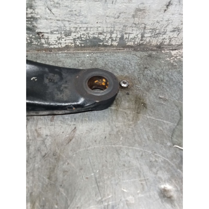 Recambio de brazo suspension inferior delantero derecho para citroën c4 ii (nc_) 1.6 hdi 90 referencia OEM IAM 823214  