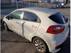 kia rio del año 2015 2
