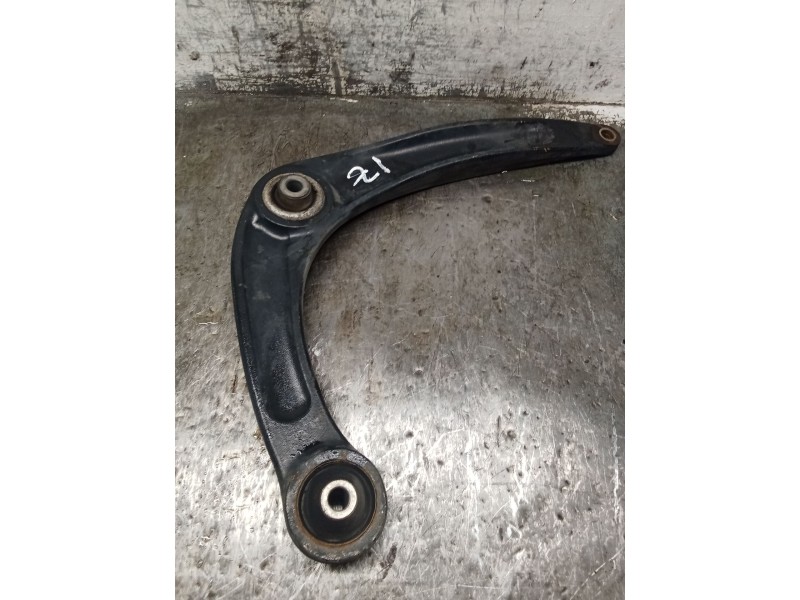 Recambio de brazo suspension inferior delantero izquierdo para citroën c4 ii (nc_) 1.6 hdi 90 referencia OEM IAM 833548  