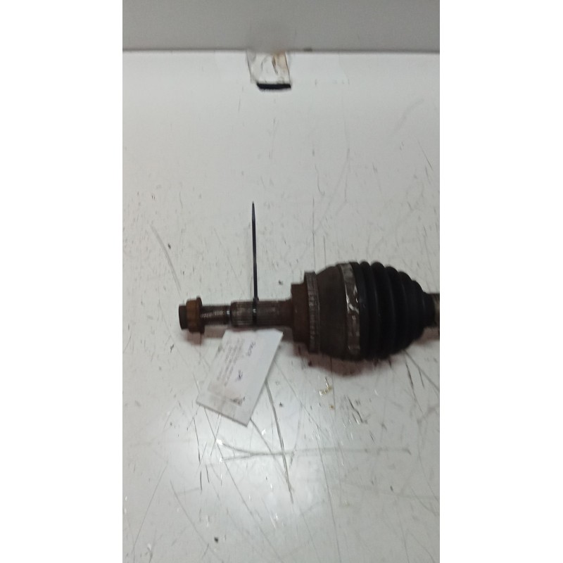 Recambio de transmision delantera izquierda para toyota corolla familiar (e12) 1.4 turbodiesel cat referencia OEM IAM   