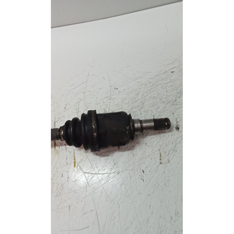 Recambio de transmision delantera izquierda para toyota corolla familiar (e12) 1.4 turbodiesel cat referencia OEM IAM   