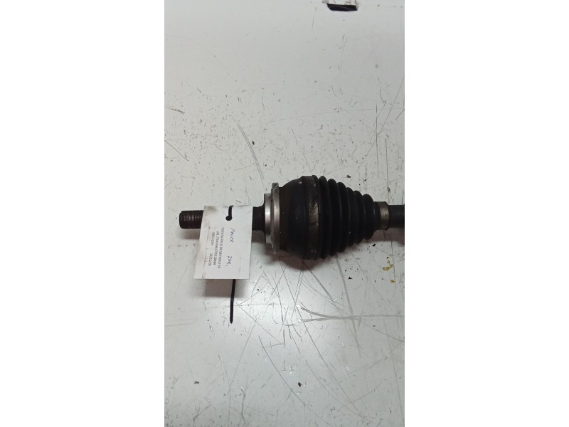 Recambio de transmision delantera izquierda para toyota prius (nhw30) plug-in hybrid advance referencia OEM IAM   