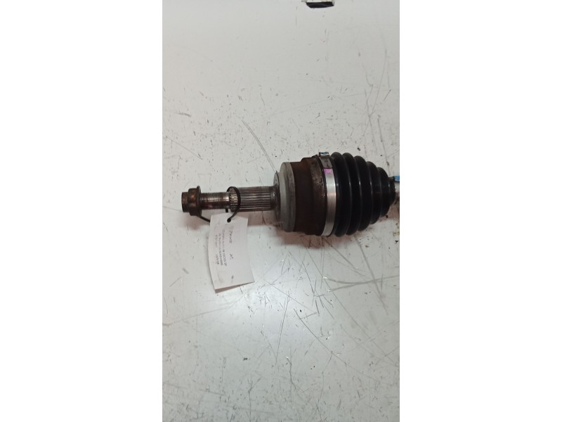 Recambio de transmision delantera derecha para toyota auris sol referencia OEM IAM 4342002630  