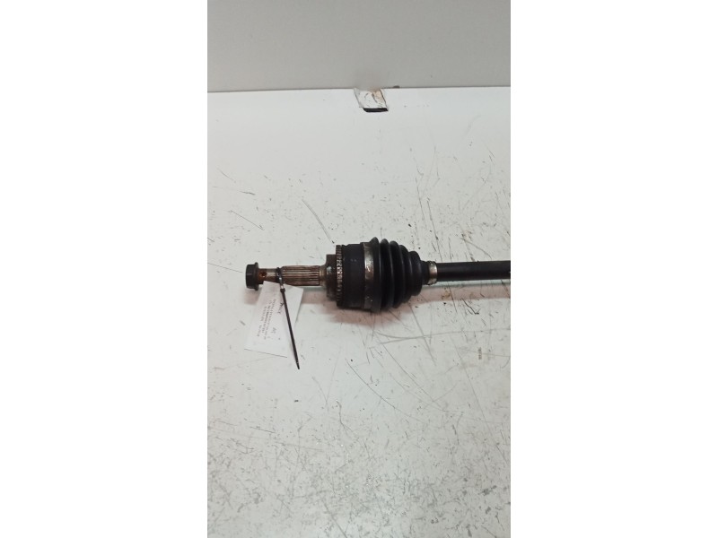 Recambio de transmision delantera derecha para toyota avensis berlina (t 22) 1.6 16v referencia OEM IAM   