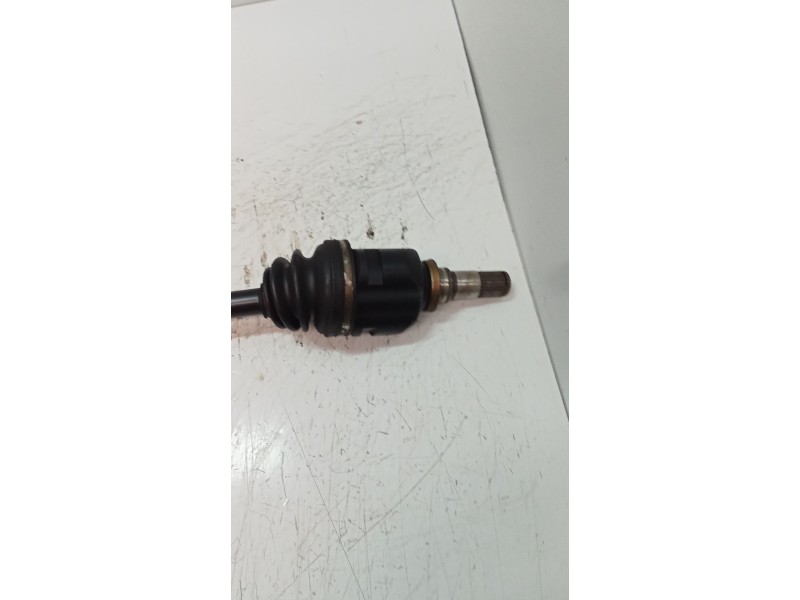 Recambio de transmision delantera derecha para toyota avensis berlina (t 22) 1.6 16v referencia OEM IAM   