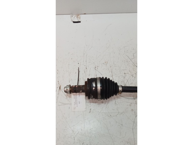 Recambio de transmision delantera izquierda para toyota avensis wagon (t25) 2.2 d-4d cat referencia OEM IAM   