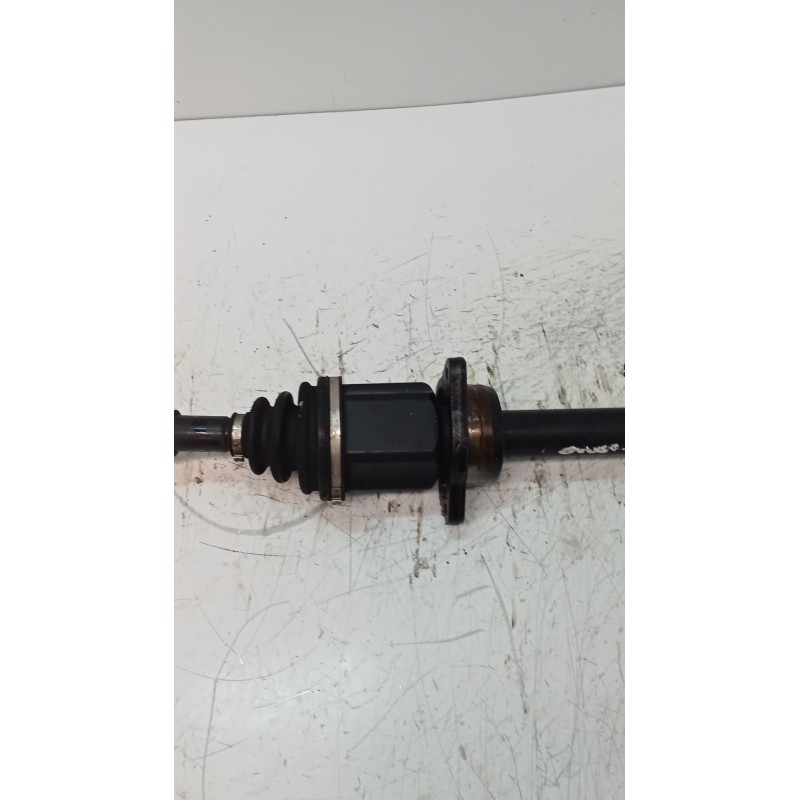 Recambio de transmision delantera derecha para toyota corolla (e12) 1.4 turbodiesel cat referencia OEM IAM   