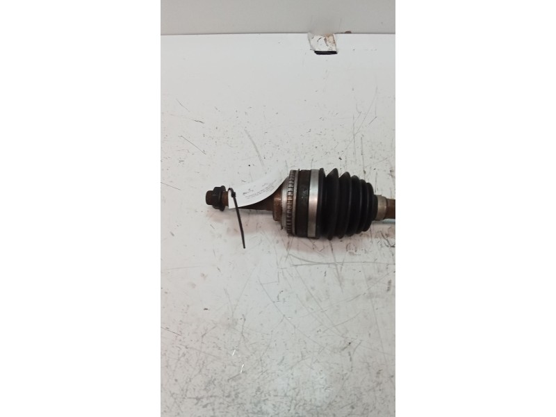 Recambio de transmision delantera derecha para toyota picnic (m10) 2.2 turbodiesel referencia OEM IAM   