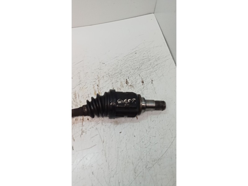 Recambio de transmision delantera izquierda para toyota verso active referencia OEM IAM   