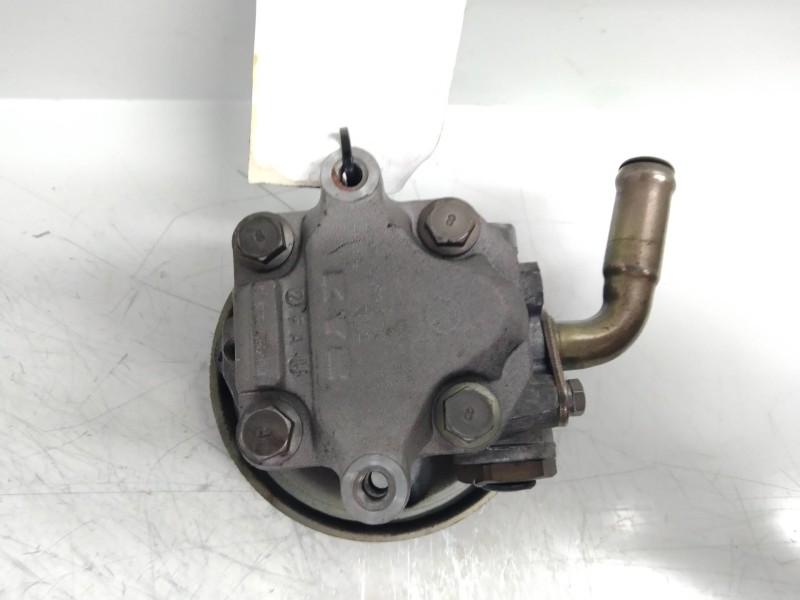 Recambio de bomba direccion para mazda 2 berlina (dy) 1.4 diesel cat referencia OEM IAM   