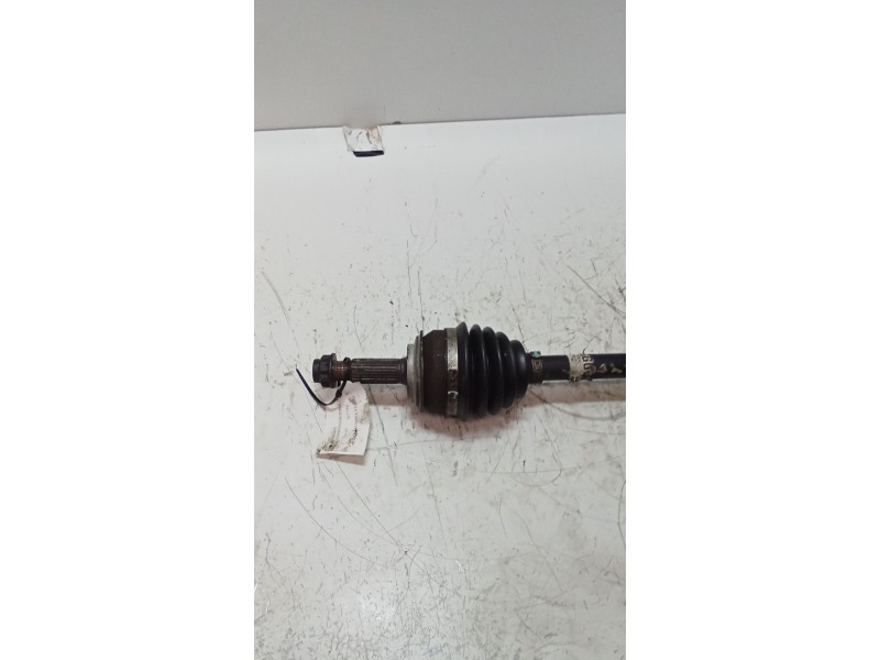 Recambio de transmision delantera izquierda para toyota yaris (ncp1/nlp1/scp1) 1.4 turbodiesel cat referencia OEM IAM   