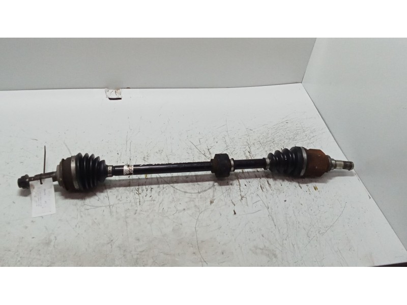 Recambio de transmision delantera derecha para toyota yaris active referencia OEM IAM   