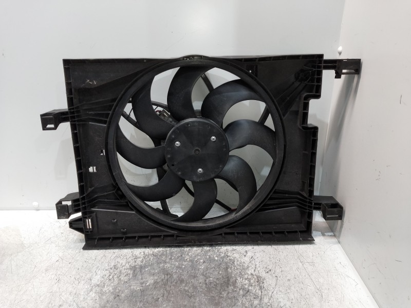 Recambio de electroventilador para renault zoe limited referencia OEM IAM   