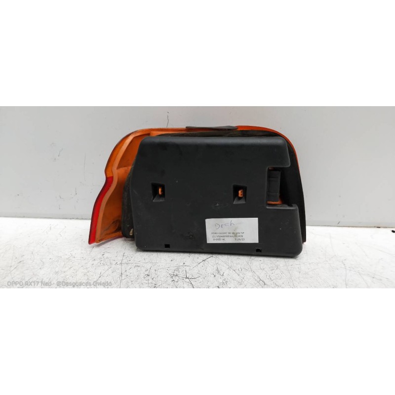 Recambio de piloto trasero derecho para ford escort berlina/turnier ghia berlina referencia OEM IAM   