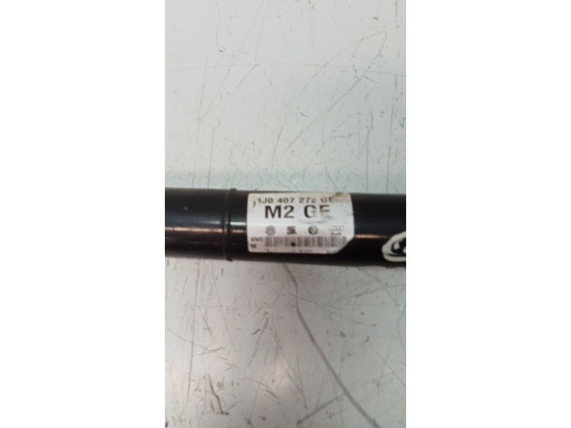 Recambio de transmision delantera derecha para volkswagen golf iv berlina (1j1) 1.6 16v referencia OEM IAM 1J0407272GE  