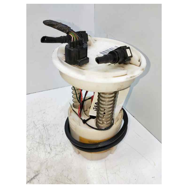 Recambio de bomba combustible para mazda 2 berlina (dy) 1.4 cat referencia OEM IAM KWN8311815A AFORADOR 