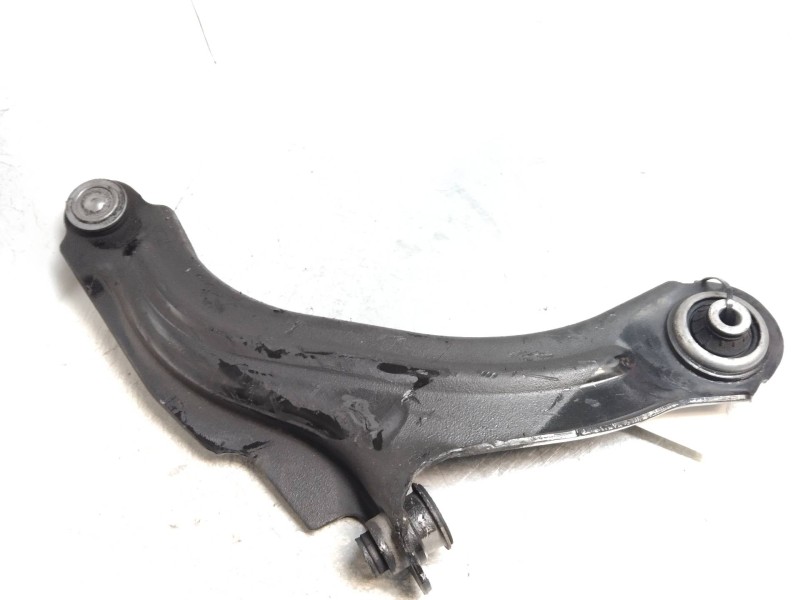Recambio de brazo suspension inferior delantero derecho para renault clio iv renault sport referencia OEM IAM   