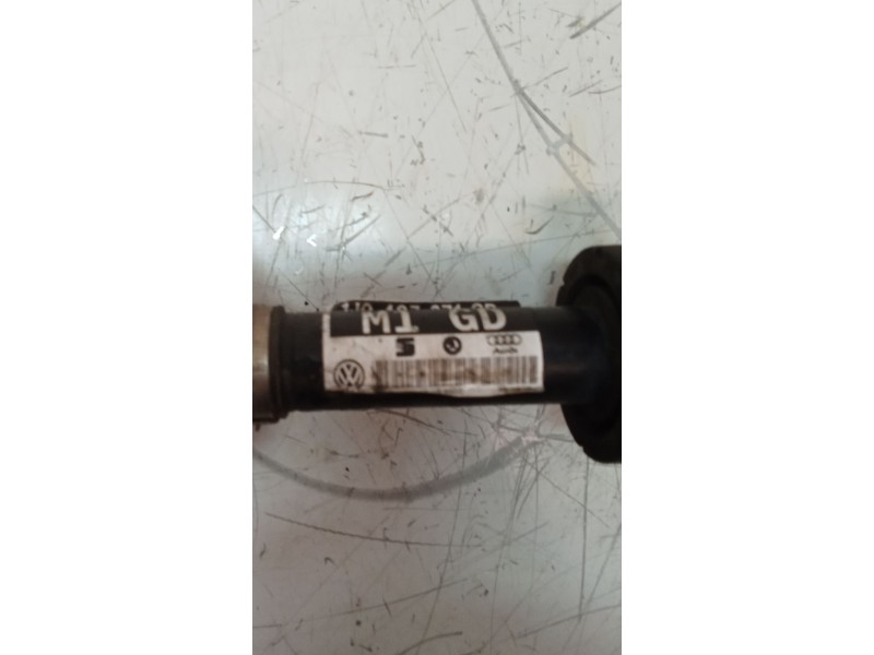 Recambio de transmision delantera izquierda para volkswagen golf iv berlina (1j1) básico referencia OEM IAM J0407271GD  