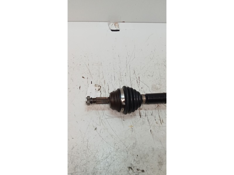 Recambio de transmision delantera derecha para volkswagen polo (9n1) conceptline referencia OEM IAM   