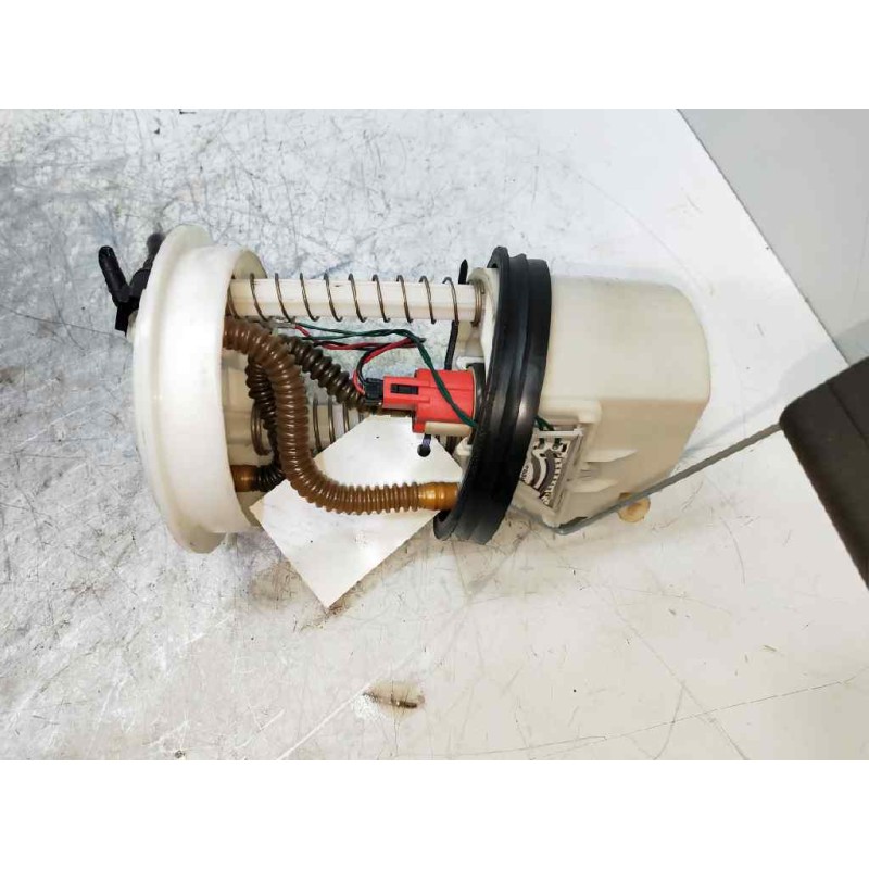 Recambio de bomba combustible para mazda 2 berlina (dy) 1.4 cat referencia OEM IAM KWN8311815A AFORADOR 