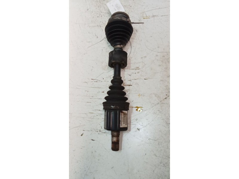 Recambio de transmision delantera izquierda para volvo xc70 2.4 diesel cat referencia OEM IAM 8689219  