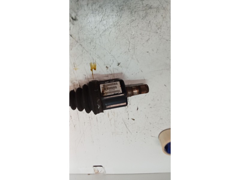 Recambio de transmision delantera izquierda para volvo xc70 2.4 diesel cat referencia OEM IAM 8689219  