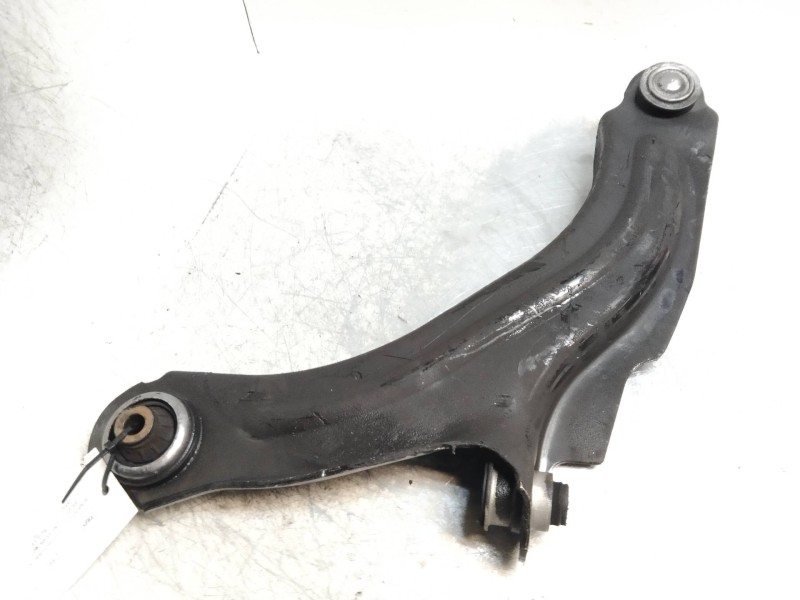 Recambio de brazo suspension inferior delantero izquierdo para renault clio iv renault sport referencia OEM IAM   