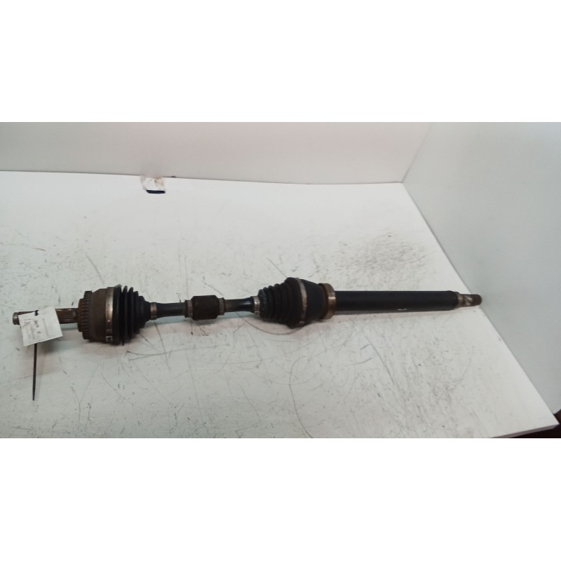 Recambio de transmision delantera derecha para volvo v40 familiar 1.8 cat (1783 cm3. multipoint) referencia OEM IAM   