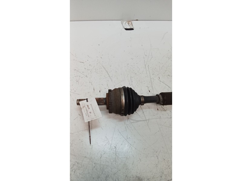 Recambio de transmision delantera derecha para volvo v40 familiar 1.8 cat (1783 cm3. multipoint) referencia OEM IAM   