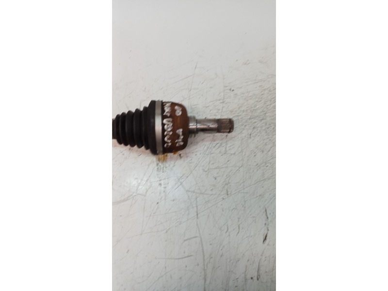 Recambio de transmision delantera izquierda para volvo v40 familiar 1.9 d+ (85kw) referencia OEM IAM 614079  