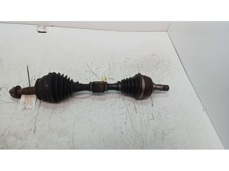 Recambio de transmision delantera izquierda para volvo v40 familiar 1.9 diesel cat referencia OEM IAM   