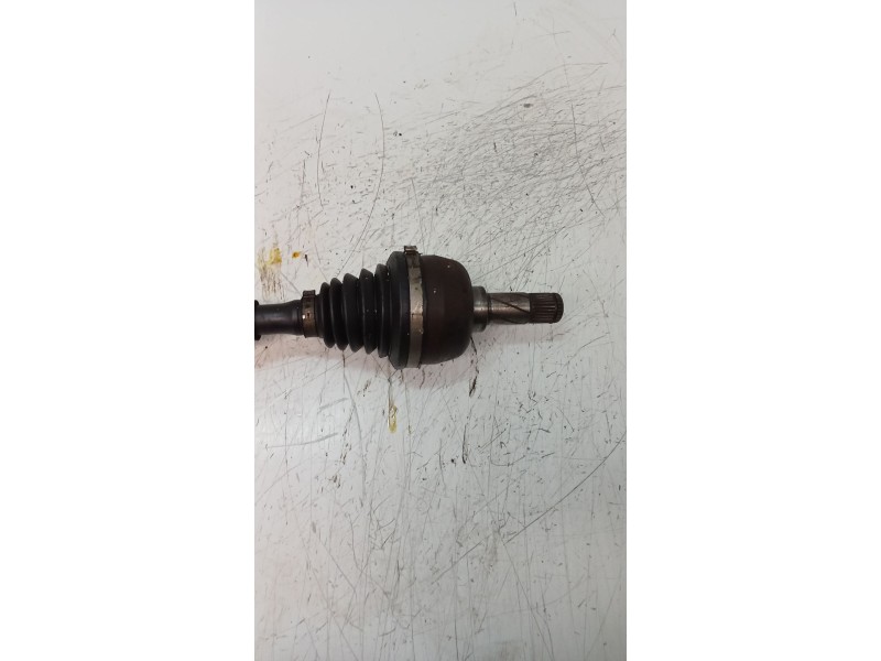 Recambio de transmision delantera izquierda para volvo v40 familiar 1.9 diesel cat referencia OEM IAM   