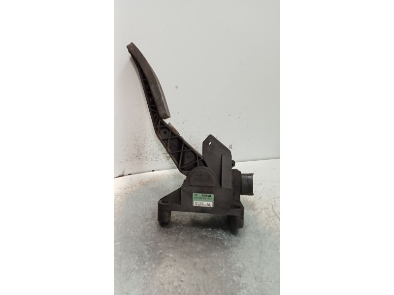 Recambio de potenciometro pedal para opel astra g berlina 2.0 16v di cat (x 20 dtl / ld3) referencia OEM IAM 0281002278 09128851