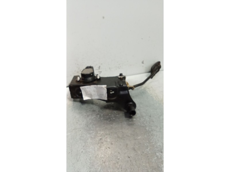 Recambio de potenciometro pedal para toyota yaris (ncp1/nlp1/scp1) 1.4 turbodiesel cat referencia OEM IAM 7804052021 5410044 