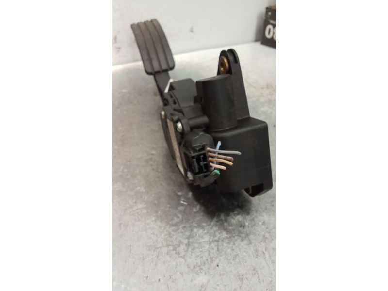 Recambio de potenciometro pedal para renault megane ii berlina 5p 1.5 dci diesel referencia OEM IAM 0280755085 180050001R 