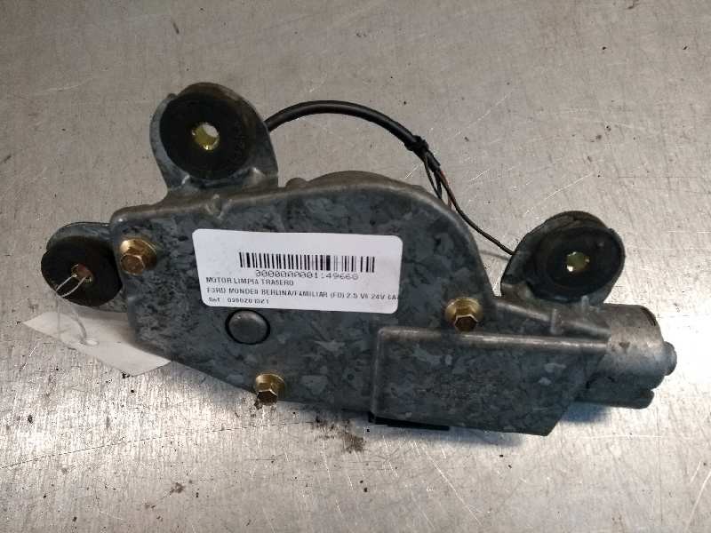 Recambio de motor limpia trasero para ford mondeo berlina/familiar (fd) 2.5 v6 24v cat referencia OEM IAM 0390201521 93BG17K441H Recambio de motor limpia trasero para ford mondeo berlina/familiar (fd) 2.5 v6 24v cat referencia OEM IAM 0390201521 93BG17K441H