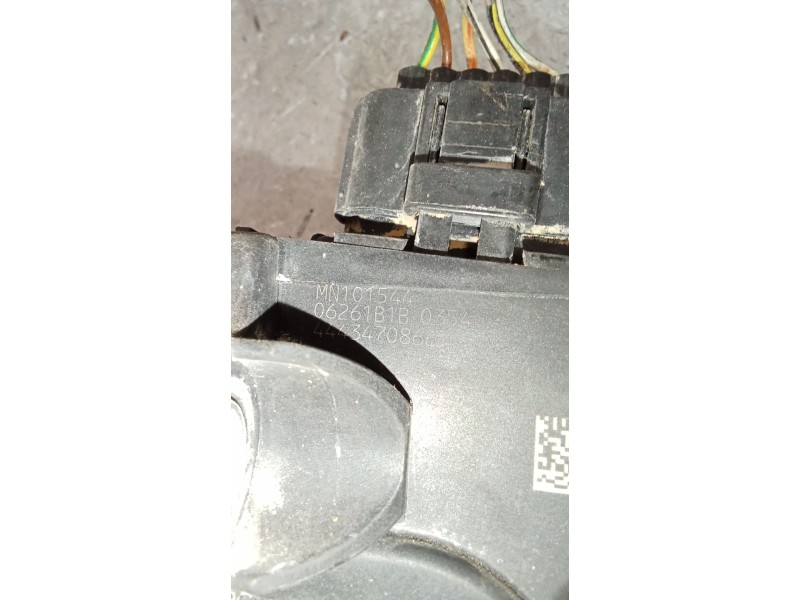 Recambio de potenciometro pedal para mitsubishi outlander (cw0) 2.0 di-d intense referencia OEM IAM 06261818354  