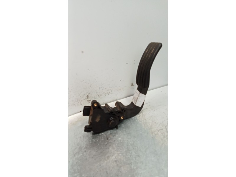 Recambio de potenciometro pedal para dacia dokker 1.5 dci diesel fap cat referencia OEM IAM 180108712r  