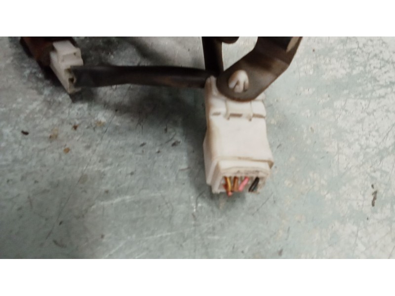 Recambio de potenciometro pedal para mazda premacy (cp) 2.0 turbodiesel cat referencia OEM IAM CB0541AC0  